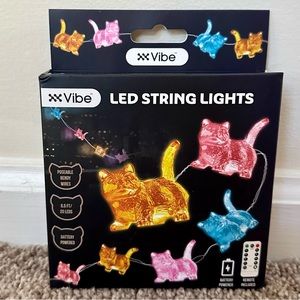 Cute cats decorative multi colored string lights.
